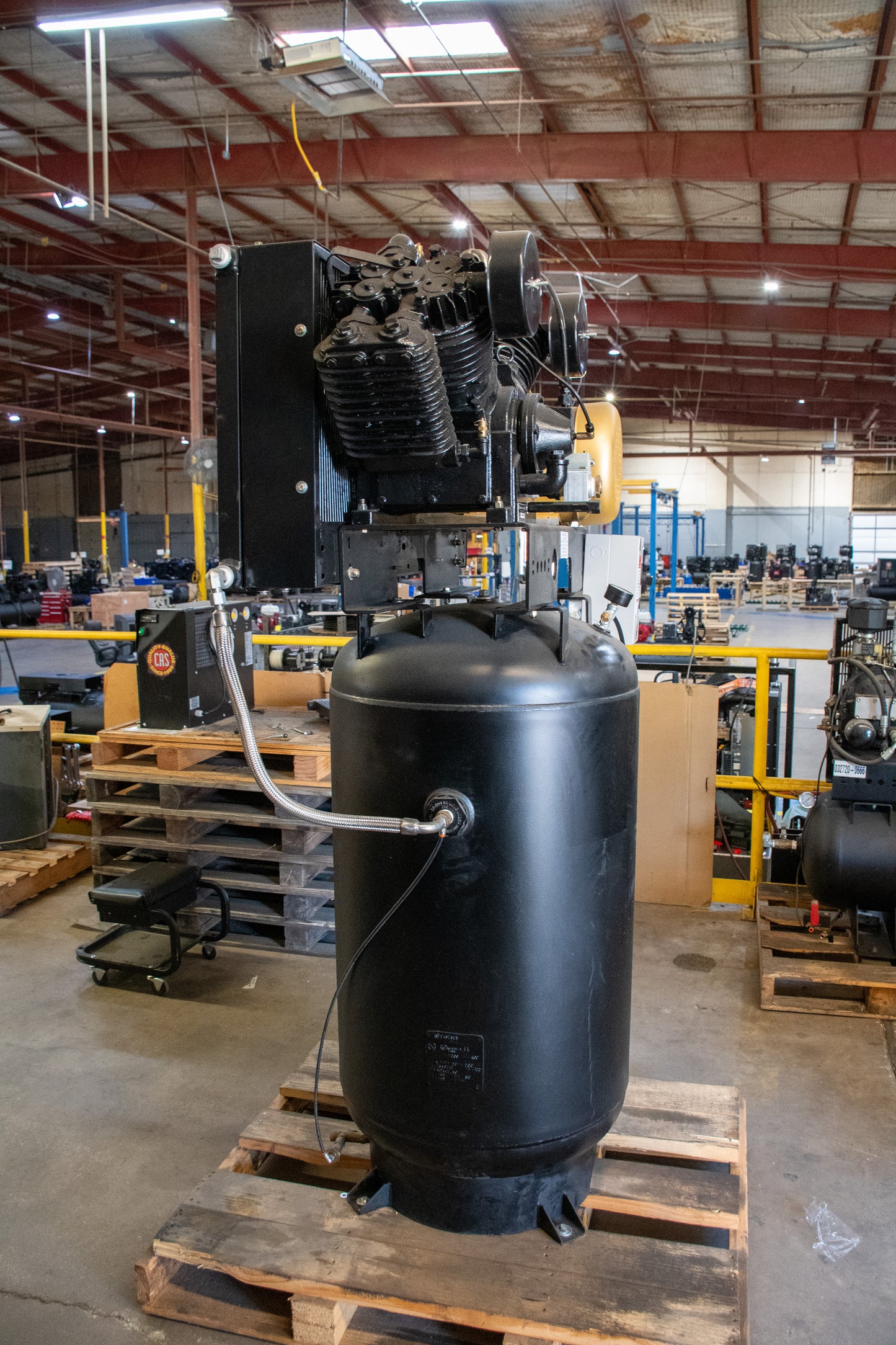 Like-New Heavy-Duty 7.5 HP Air Compressor with Premium Features