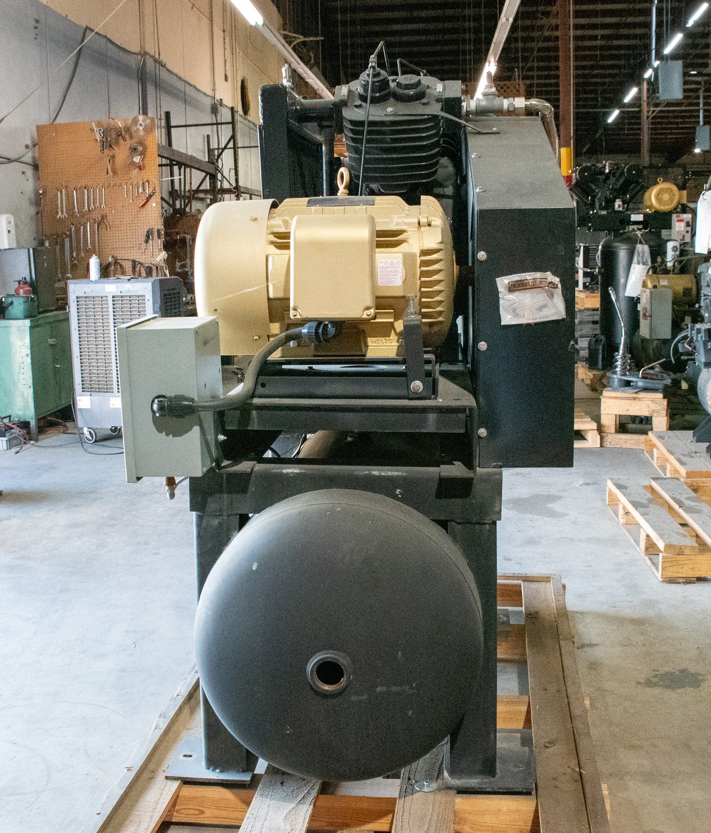 25 HP Reciprocating Air Compressor - 120 Gallon Tank